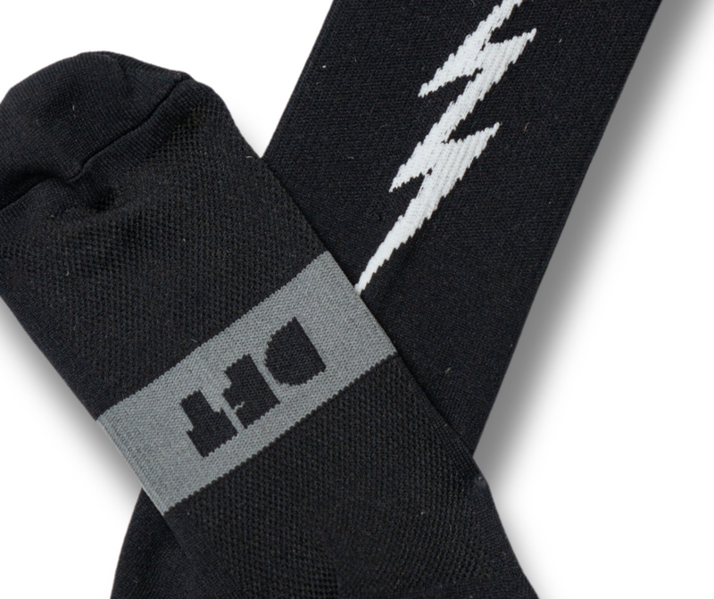 Load image into Gallery viewer, Pursuit Sock (Black) - Arvada Triathlon Company
