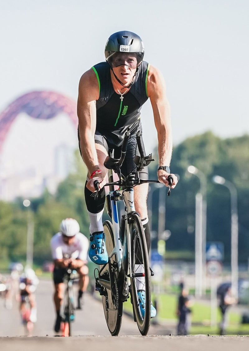 Load image into Gallery viewer, Hybrid Men's Sleeveless Tri Suit
