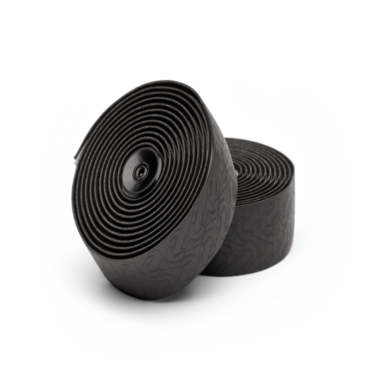 Peaked Team Black PU / 2.5mm