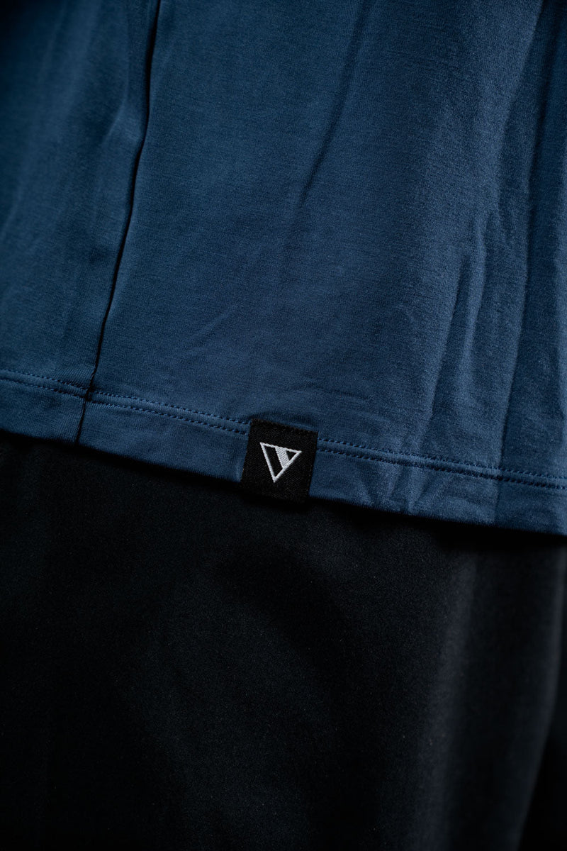 Load image into Gallery viewer, Men's Terra Recovery Field Shirt (Deepline Blue) - Arvada Triathlon Company
