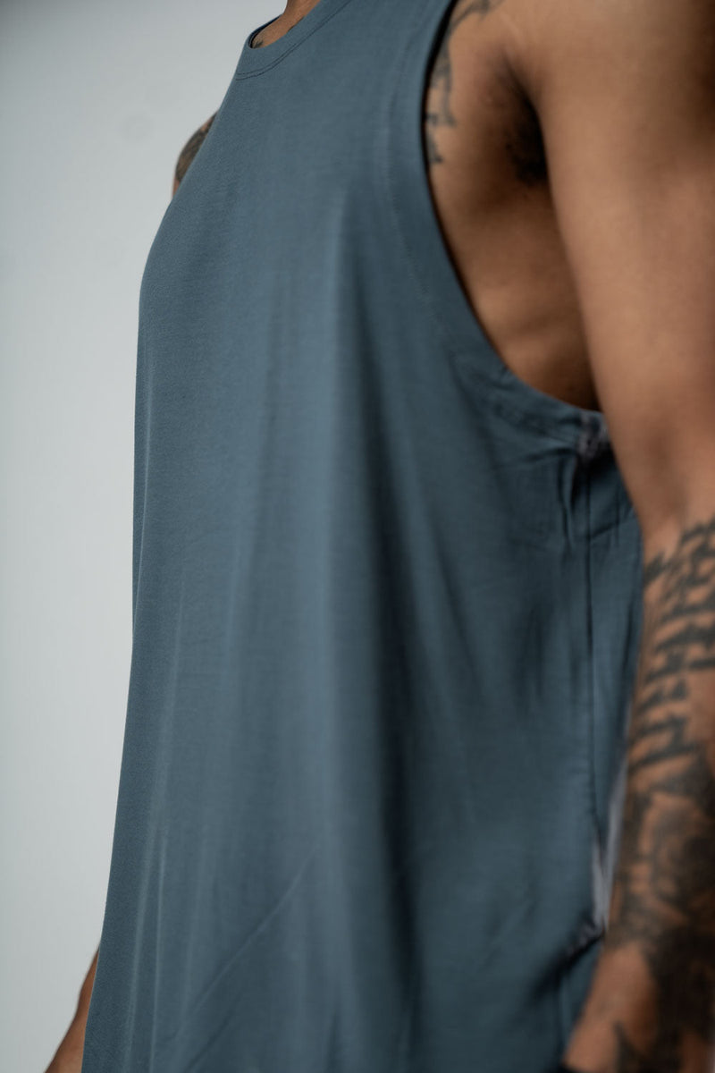 Load image into Gallery viewer, Men's Terra Recovery Tank (Ash Gray) - Arvada Triathlon Company

