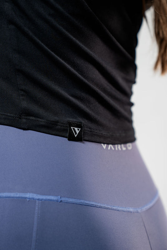 Women's Terra Recovery Arc Long Sleeve Crop (Black) - Arvada Triathlon Company