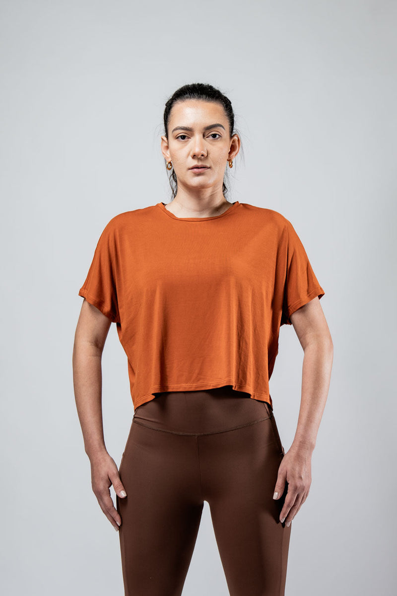 Load image into Gallery viewer, Women's Terra Recovery Drift Crop (Sunfire Clay) - Arvada Triathlon Company
