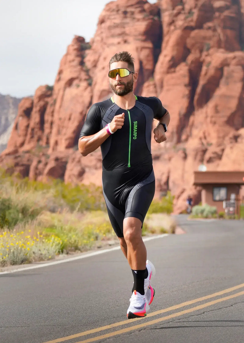 Load image into Gallery viewer, Hybrid Men's Short Sleeve Tri Suit

