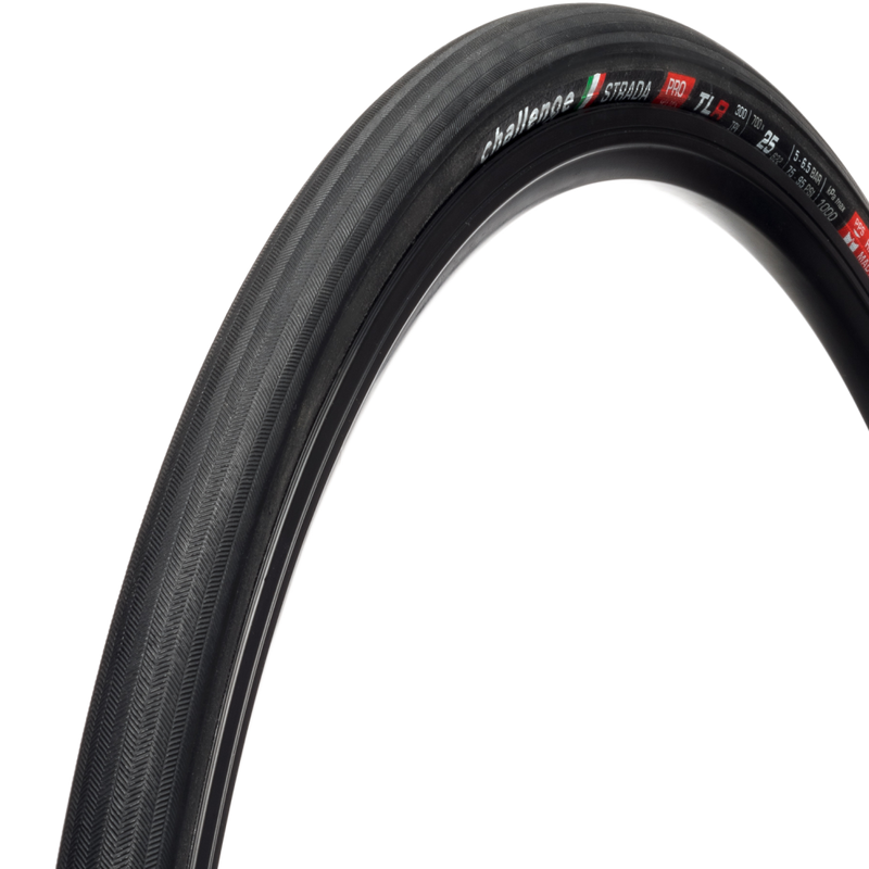 Load image into Gallery viewer, Challenge Strada Pro Tubeless Tire - Arvada Triathlon Company
